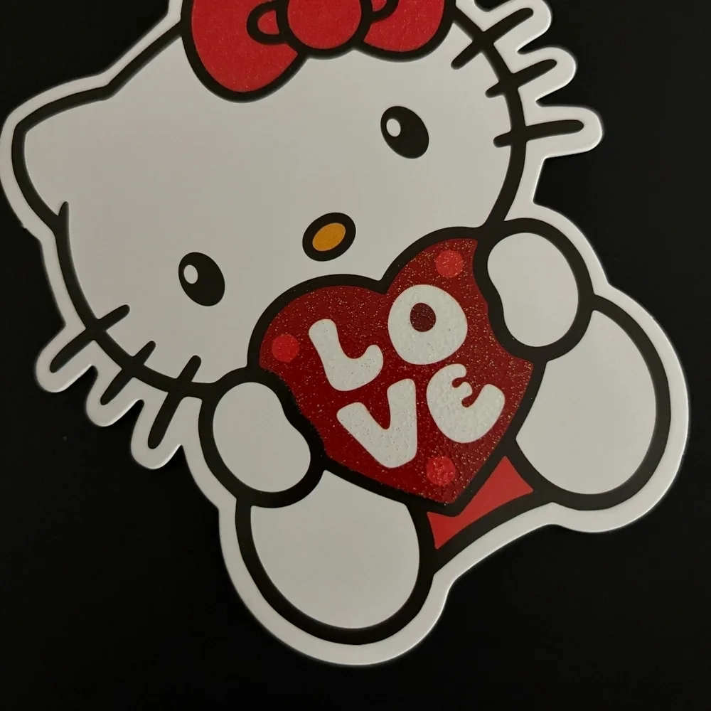 Hello Kitty Love Topper